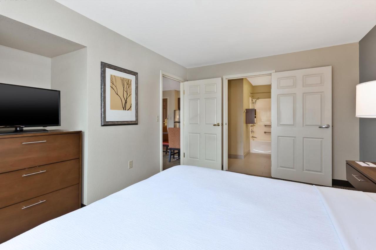 Staybridge Suites Kalamazoo By Ihg Exterior photo