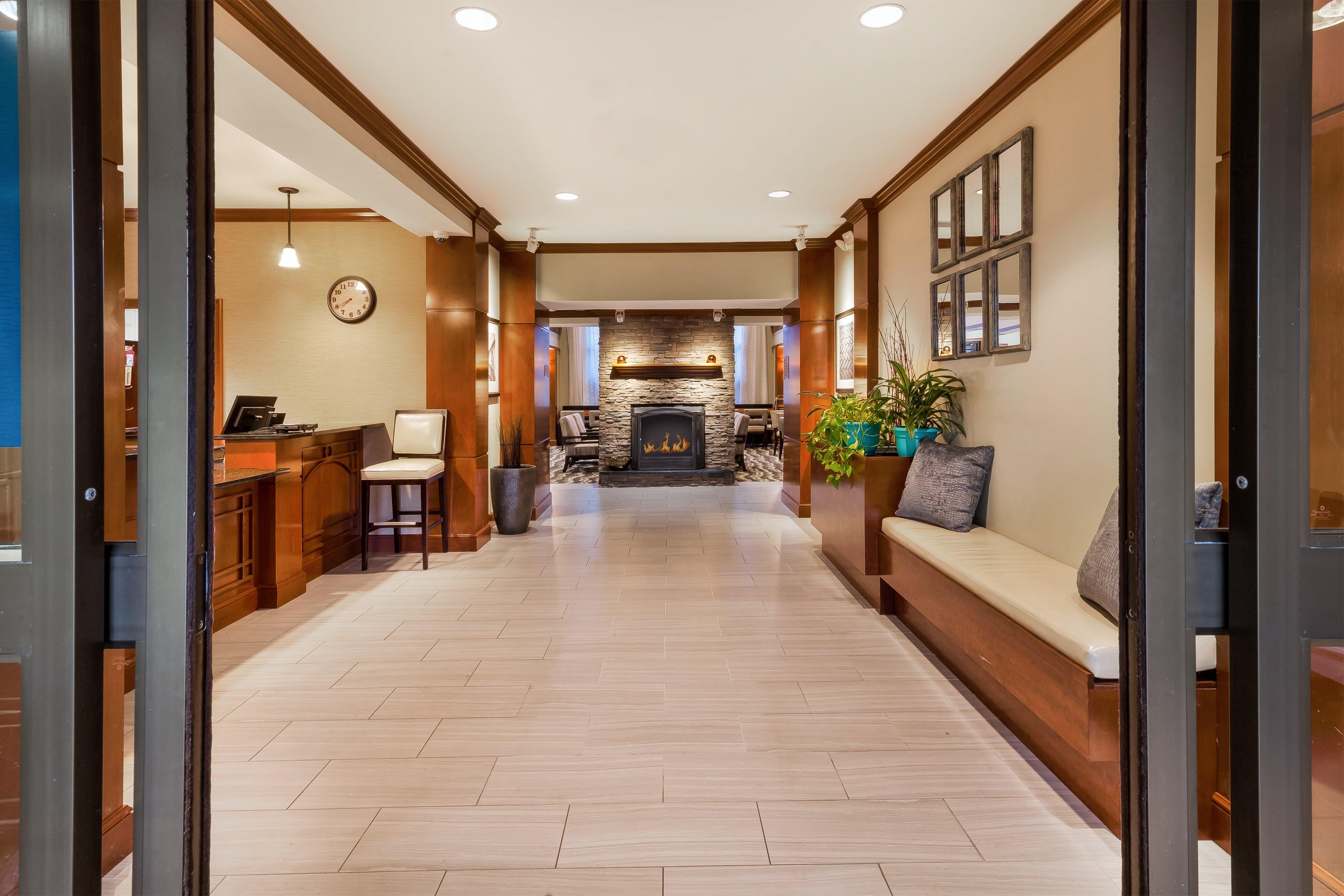 Staybridge Suites Kalamazoo By Ihg Exterior photo